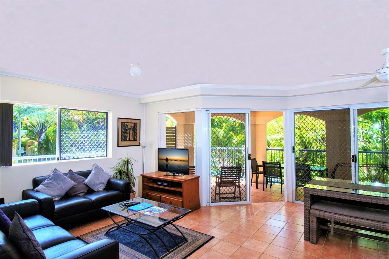Sanctuary Lake Apartments Gold Coast Exterior photo
